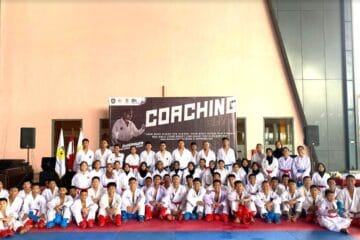 Pelatih Pelatnas PB FORKI Donny Dharmawan Ungkap Rahasia Teknik Karate dalam Coaching Clinic di Batam